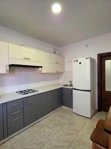 Волошкова вул., 30