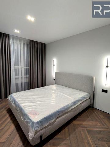 Вавилових вул., 11