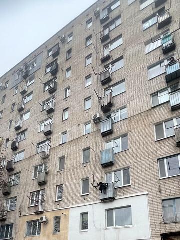 Василя Нікітіна вул., 15