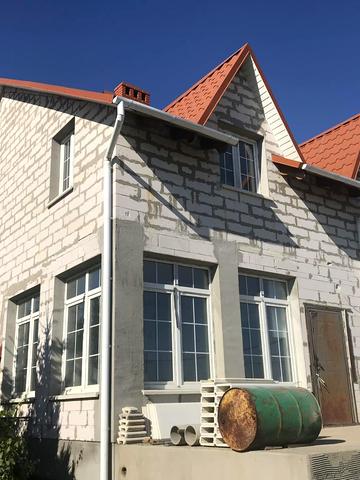 Шкільна вул., 1