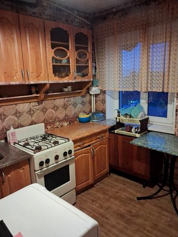 Соборності вул. (Косіора), 33