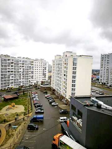 Незалежності вул., 21