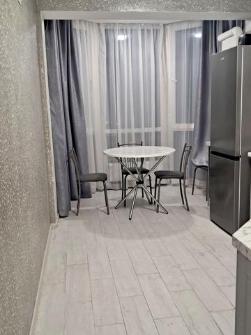 Олексія Вадатурського вул. (Маршала Малиновського), 18