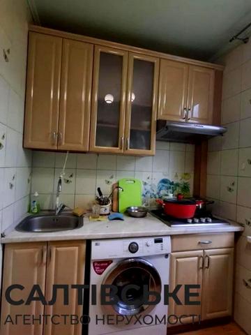 Академіка Павлова вул., 313