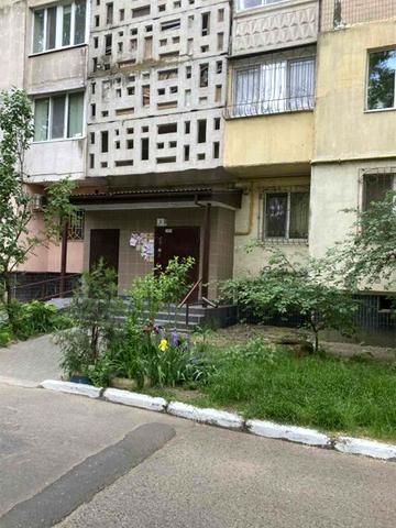 Кримська вул., 58