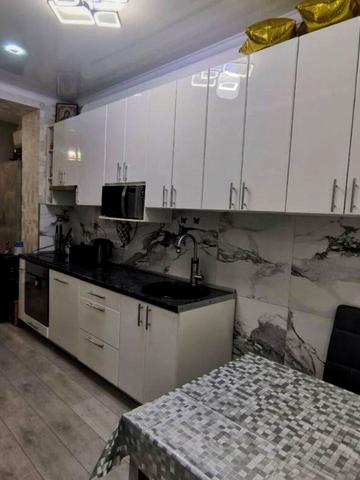 Михайла Грушевського вул., 39/3 к2