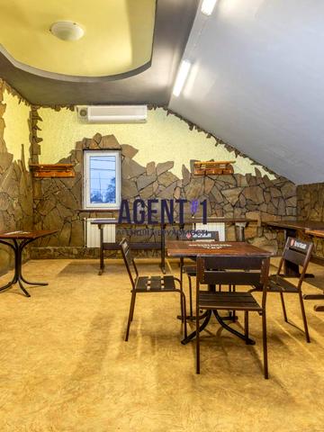 Володимирська вул., 115