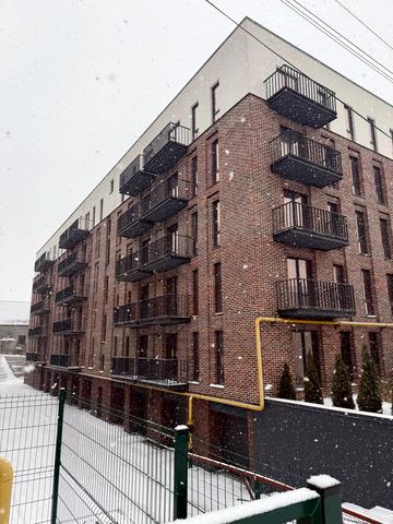 Лісова вул., (Будинок)