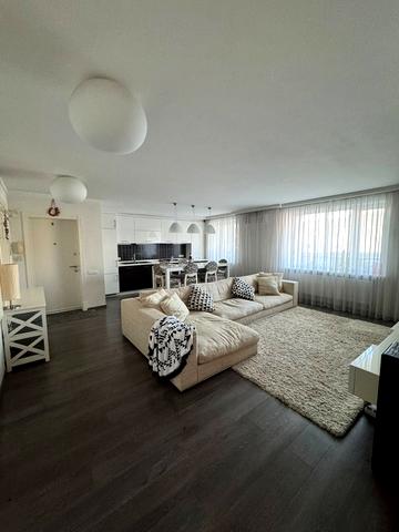 Євгена Чикаленка вул., 66