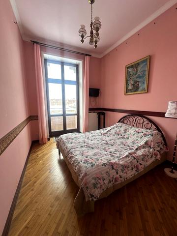 Князя Романа вул. (), 4