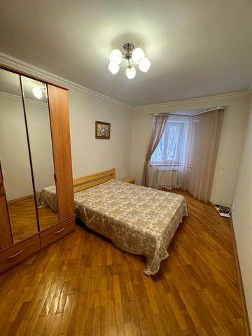 Володимира Самійленка вул. (), 38