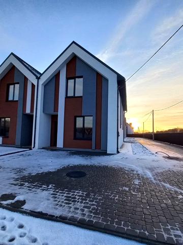 Підлісна вул.