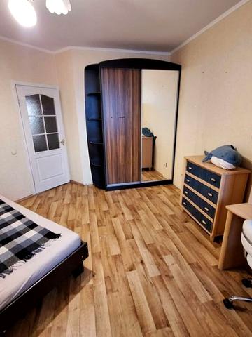 Драгоманова вул., 6-А