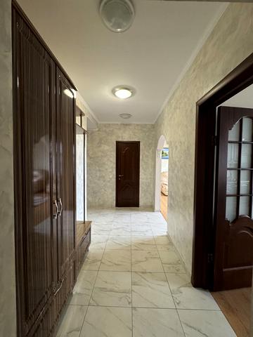 Гетьмана Мазепи вул., 35