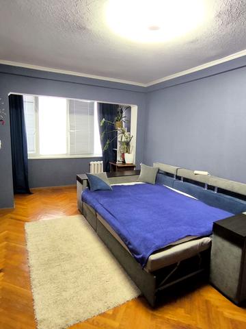 Соборності просп. (Воззєднання), 3-Б