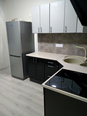 Перлинна вул., 6