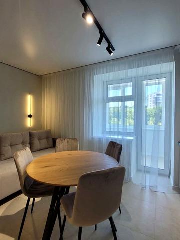 Чумацька вул., 16