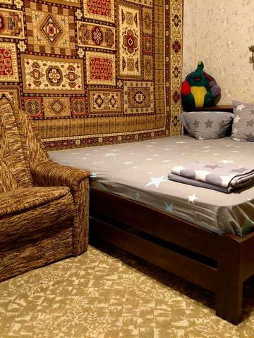 Володимира Рутківського вул. (Віри Інбер), 7