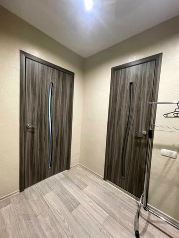 Прибережна вул. (40-річчя Перемоги), 7