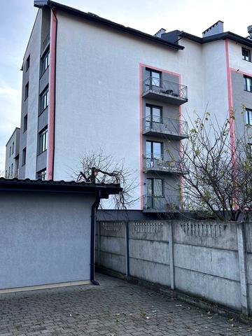 Церковна вул., 52