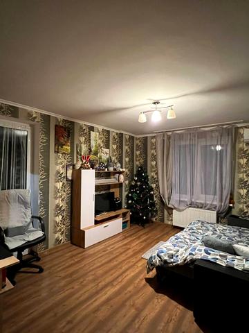 Банкова вул., 32