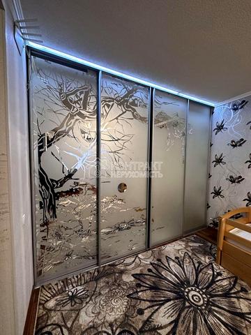 Харківських Дивізій вул., 22