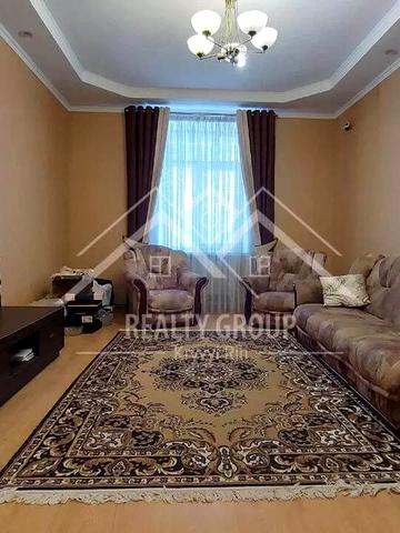 Алмазна вул. (Погребняка), 15