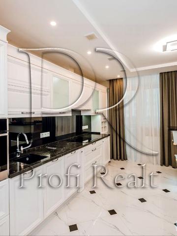 Воскресенська вул., 16-Б