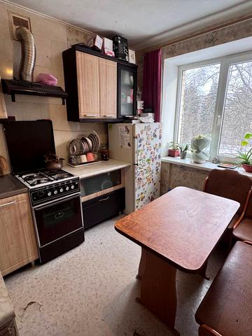 Політехнічна вул. (Воїнів-Інтернаціоналістів), 10