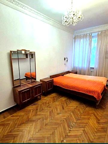 Преображенська вул., 72