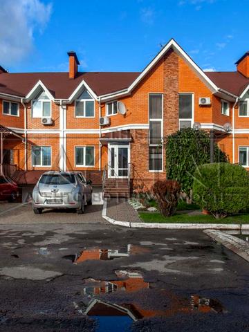 Марка Вовчка вул., 7