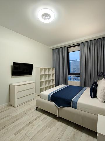 Леоніда Бірюкова бульв., (Будинок 2)