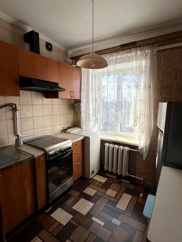 Білоцерківська вул., 1