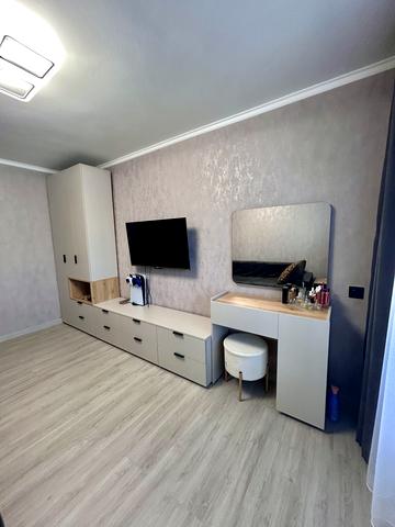 Хлібна вул., 25