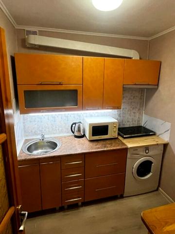 Героїв Нацгвардії вул. (Некрасова), 4