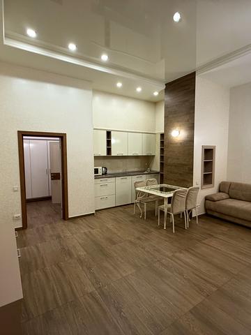 Генуезька вул., 36