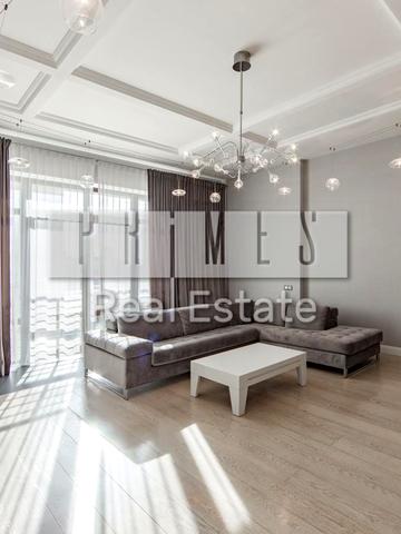 Хрещатик вул. (Kreschatic), 27-Б