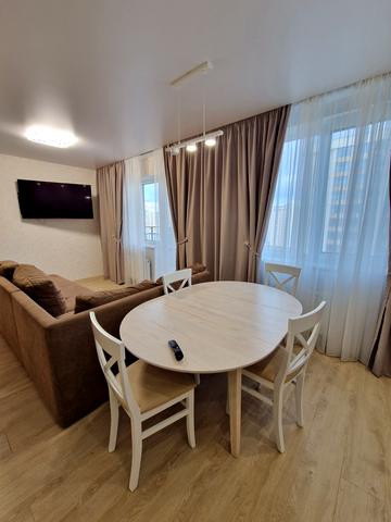 Перлинна вул., 6