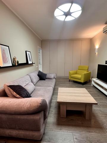 Дюківська вул., 8