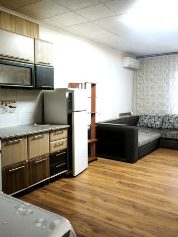 Енергетиків, 77