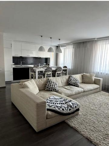 Євгена Чикаленка вул., 66