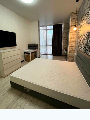 Дача Ковалевського вул., 121 к1