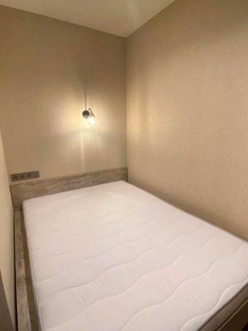 Михайла Донця вул., 2-Б