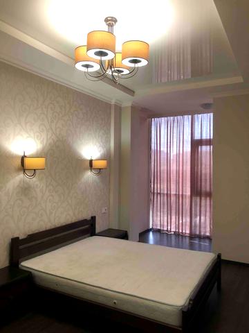 Олексія Вадатурського вул. (Маршала Малиновського), 18а