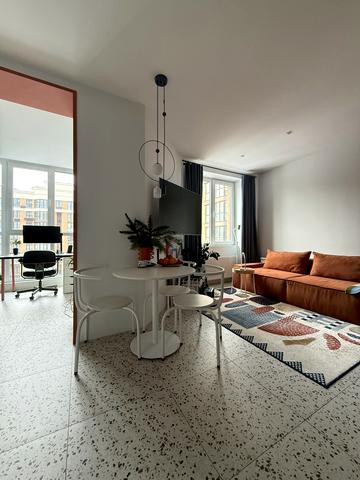 Миру вул., 2-В