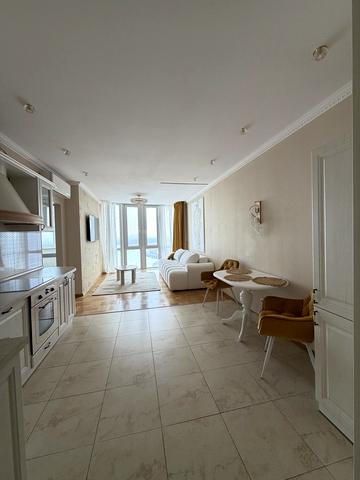 Володимира Івасюка просп. (Героїв Сталінграду), 2-Д