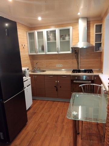 Михайла Донця вул., 20