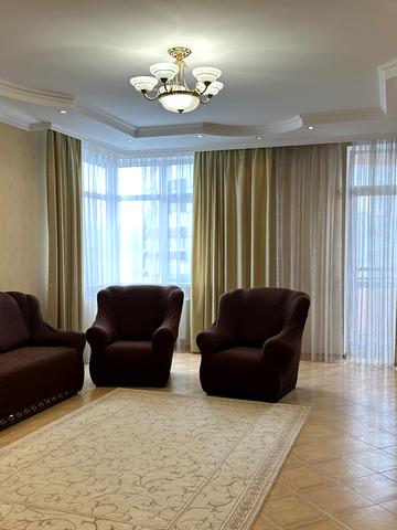 Старонаводницька вул., 6-Б