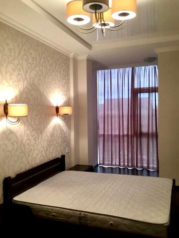 Олексія Вадатурського вул. (Маршала Малиновського), 18а