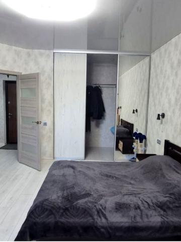 Новоселів вул., 1